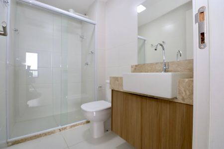 Apartamento para alugar com 70m², 2 quartos e 2 vagasSuíte 