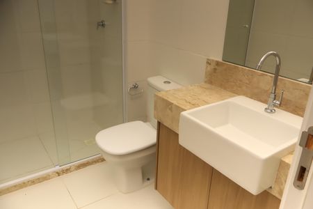 Apartamento para alugar com 70m², 2 quartos e 2 vagasBanheiro suíte