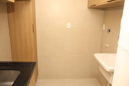 Apartamento para alugar com 70m², 2 quartos e 2 vagasCozinha