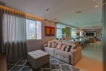 Apartamento à venda com 4 quartos, 112m² em Coracao de Jesus, Belo Horizonte