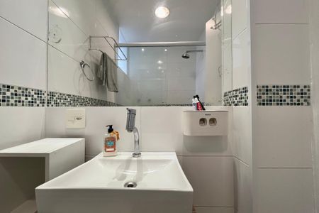 Apartamento para alugar com 54m², 1 quarto e sem vagaBanheiro 