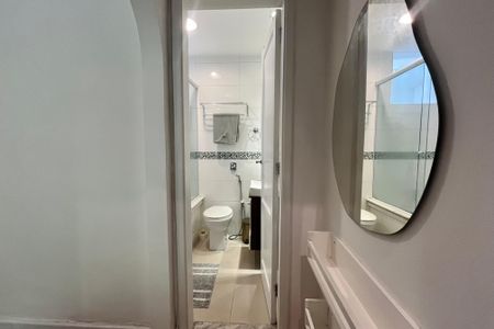 Apartamento para alugar com 54m², 1 quarto e sem vagaBanheiro 