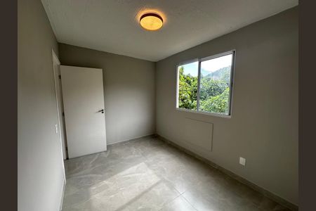 Quarto de apartamento à venda com 2 quartos, 40m² em Itanhangá, Rio de Janeiro