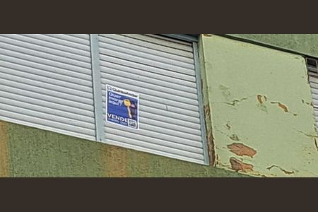 Apartamento à venda com 59m², 2 quartos e 1 vagaAdesivo