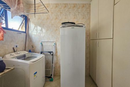 Apartamento para alugar com 150m², 4 quartos e 2 vagas