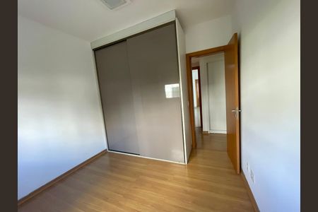 Apartamento para alugar com 105m², 3 quartos e 2 vagasQuarto 3