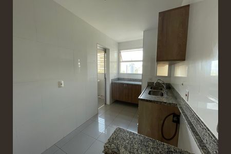 Apartamento para alugar com 105m², 3 quartos e 2 vagasCozinha 