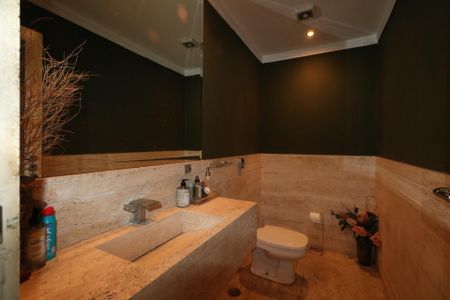 Casa à venda com 400m², 4 quartos e 4 vagasLavabo