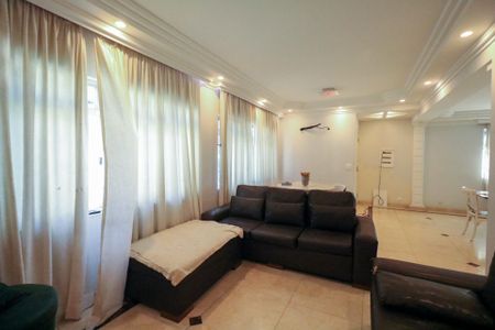 Casa à venda com 400m², 4 quartos e 4 vagasSala