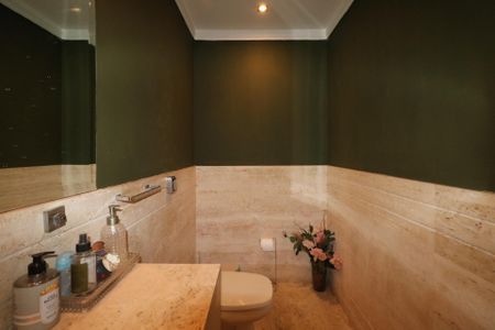 Casa à venda com 400m², 4 quartos e 4 vagasLavabo