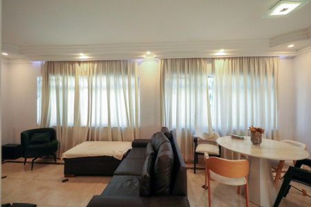 Casa à venda com 400m², 4 quartos e 4 vagasSala