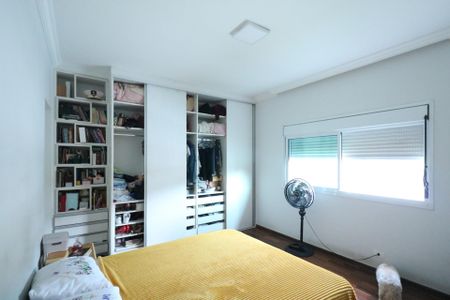 Casa à venda com 400m², 4 quartos e 4 vagasSuíte 2