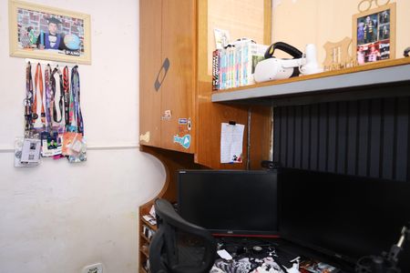 Casa à venda com 90m², 3 quartos e 2 vagasQuarto 3