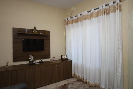 Sala de casa à venda com 3 quartos, 90m² em Jardim Nossa Senhora do Carmo, São Paulo