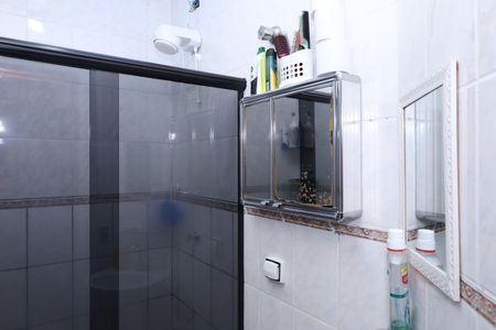 Casa à venda com 90m², 3 quartos e 2 vagasBanheiro 1
