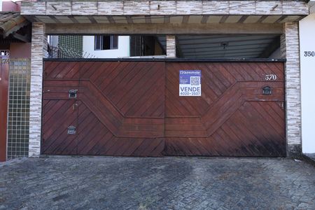 Casa à venda com 90m², 3 quartos e 2 vagas Casa à venda com 90m², 3 quartos e 2 vagasPlaca instalada no portão do imóvel - Código da placa: HBJM-79