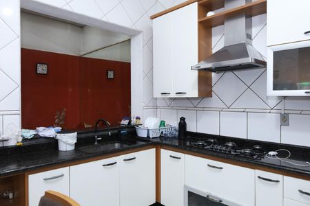 Casa à venda com 90m², 3 quartos e 2 vagasCozinha