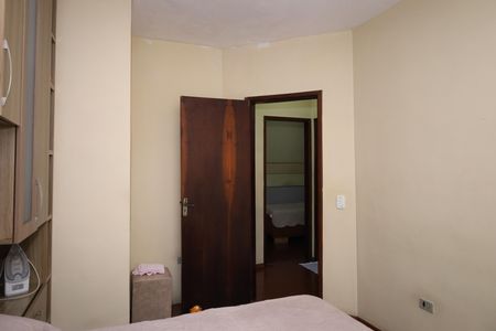 Casa à venda com 90m², 3 quartos e 2 vagasQuarto 1
