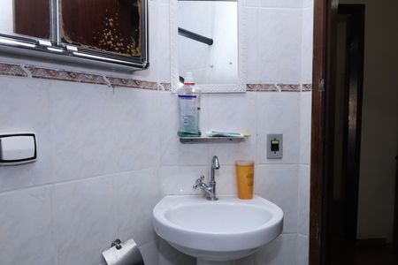 Casa à venda com 90m², 3 quartos e 2 vagasBanheiro 1