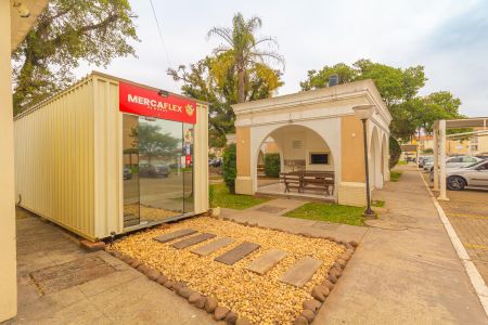 Apartamento para alugar com 48m², 2 quartos e 1 vagaMinimercado