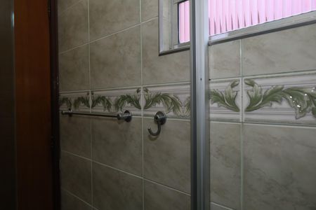 Casa para alugar com 355m², 6 quartos e 3 vagasBanheiro 2