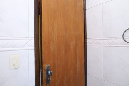 Casa para alugar com 355m², 6 quartos e 3 vagasBanheiro 5