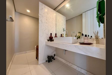Apartamento à venda com 784m², 5 quartos e 6 vagasLavabo 2