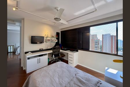 Apartamento à venda com 784m², 5 quartos e 6 vagasQuarto 