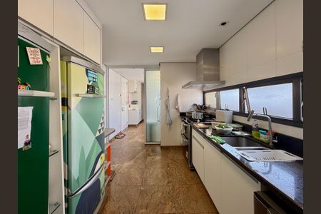 Apartamento à venda com 784m², 5 quartos e 6 vagasCozinha 