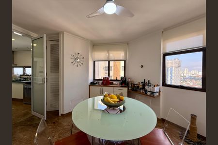 Apartamento à venda com 784m², 5 quartos e 6 vagasCozinha 