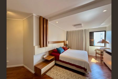 Apartamento à venda com 784m², 5 quartos e 6 vagasSuíte 2