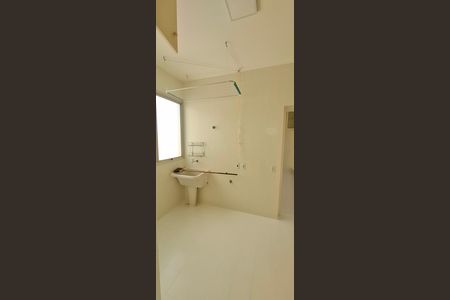 Apartamento para alugar com 140m², 3 quartos e 1 vagaÁrea de Serviço