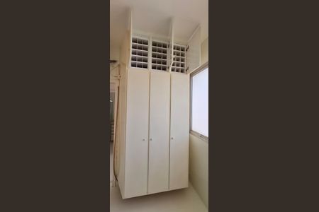 Apartamento para alugar com 140m², 3 quartos e 1 vagaÁrea de Serviço