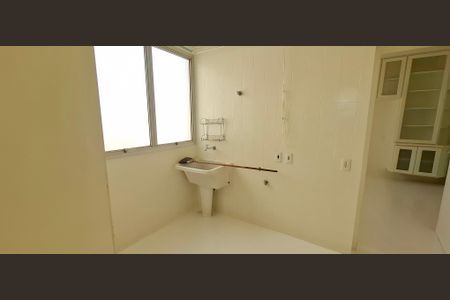 Apartamento para alugar com 140m², 3 quartos e 1 vagaÁrea de Serviço