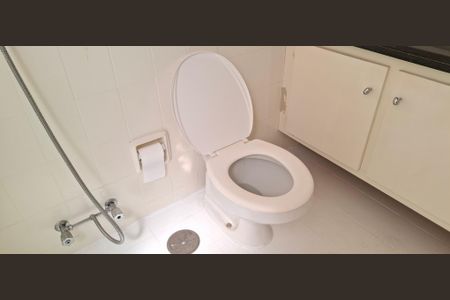 Apartamento para alugar com 140m², 3 quartos e 1 vagaBanheiro da Suíte