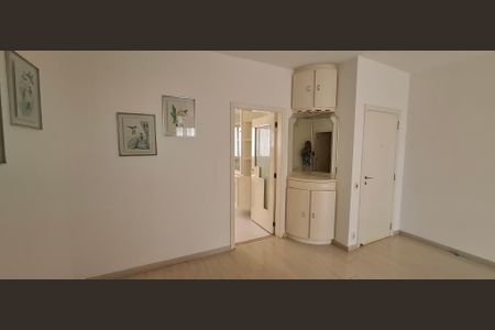 Apartamento para alugar com 140m², 3 quartos e 1 vagaSala