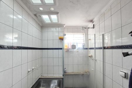 Apartamento à venda com 65m², 2 quartos e 2 vagasBanheiro Social