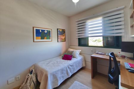 Apartamento à venda com 73m², 2 quartos e 1 vagaQuarto 2