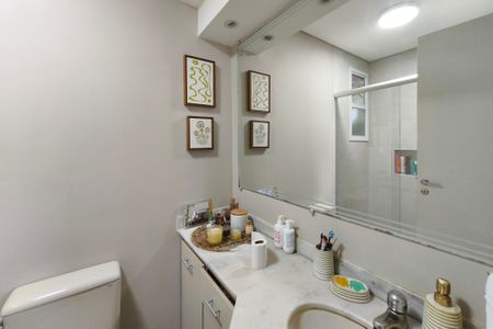 Apartamento à venda com 73m², 2 quartos e 1 vagaBanheiro Social