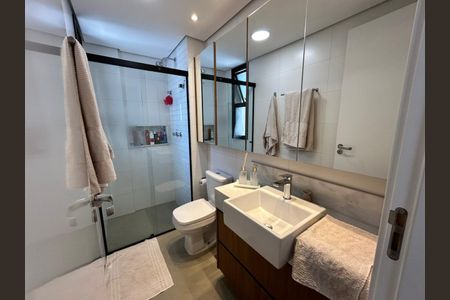 Apartamento à venda com 63m², 2 quartos e 2 vagasbanheiro 2