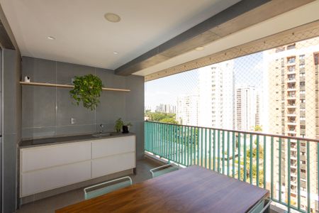 Apartamento à venda com 175m², 3 quartos e 2 vagasVaranda