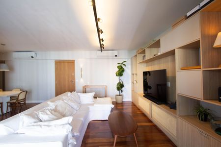 Apartamento à venda com 175m², 3 quartos e 2 vagasSala