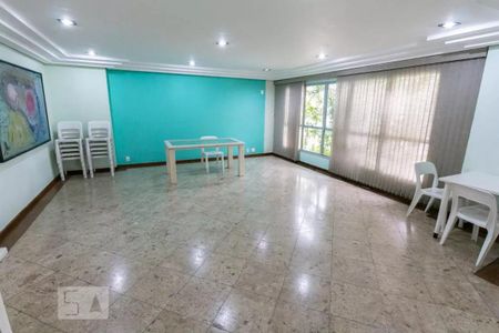 Apartamento à venda com 55m², 2 quartos e 1 vagaSalão de Festas