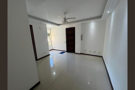 Apartamento para alugar com 55m², 2 quartos e 1 vagaSala