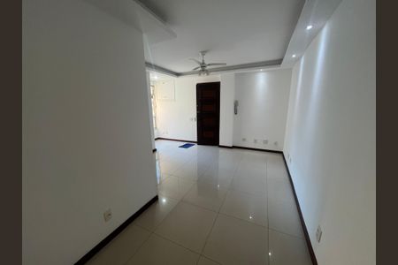 Apartamento para alugar com 55m², 2 quartos e 1 vagaSala