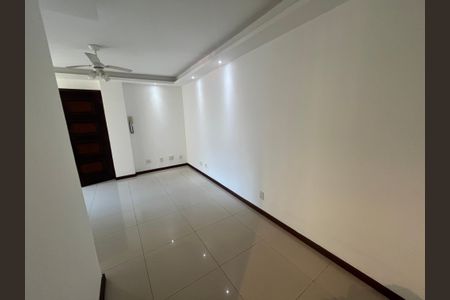 Apartamento para alugar com 55m², 2 quartos e 1 vagaSala