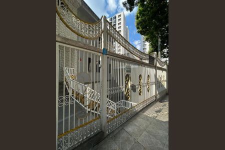 Casa para alugar com 250m², 4 quartos e 6 vagas Casa para alugar com 250m², 4 quartos e 6 vagasÁrea externa