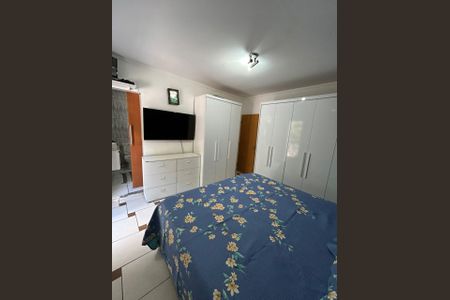Casa para alugar com 250m², 4 quartos e 6 vagas Casa para alugar com 250m², 4 quartos e 6 vagasQuarto