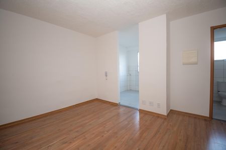 Sala de apartamento à venda com 2 quartos, 45m² em Bom Jesus, Contagem