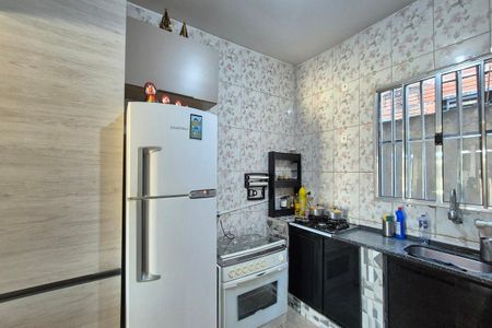 Casa à venda com 299m², 3 quartos e 2 vagasCozinha 